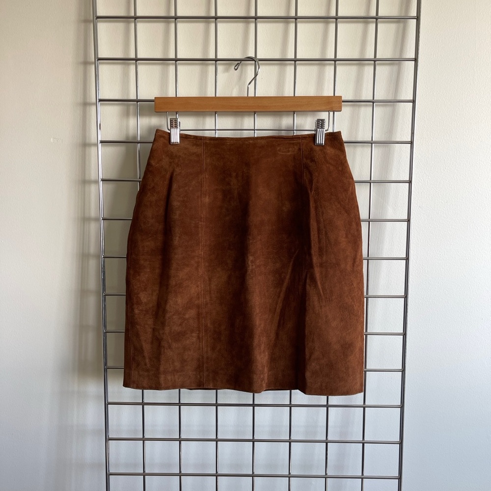 Elegant Brown Suede Skirt